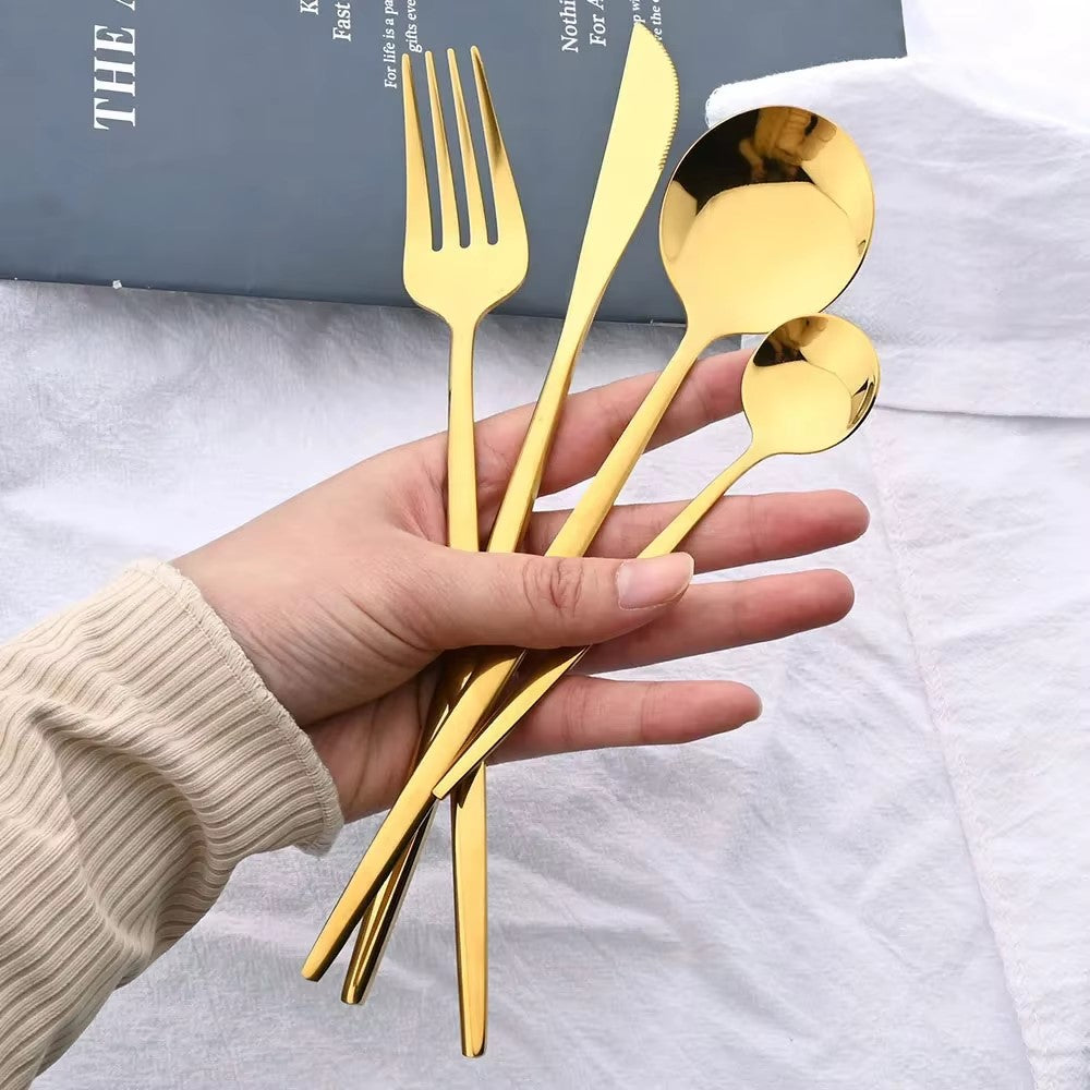 Quels sont les différents types de couverts de table ?