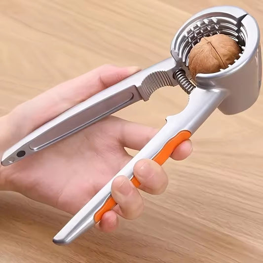 casser des noix avec un casse-noix sans effort