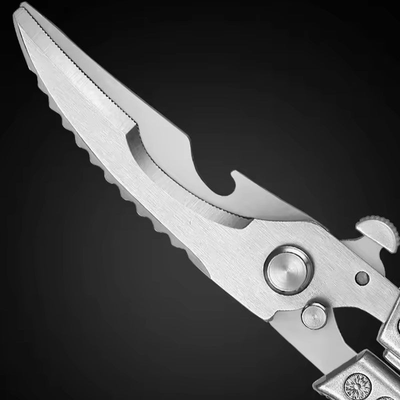 des ciseaux de cuisine pointue 