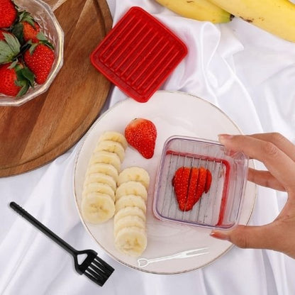  couper les fraises avec un coupe légumes 