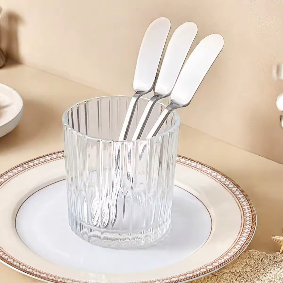 des couteaux à beurre 