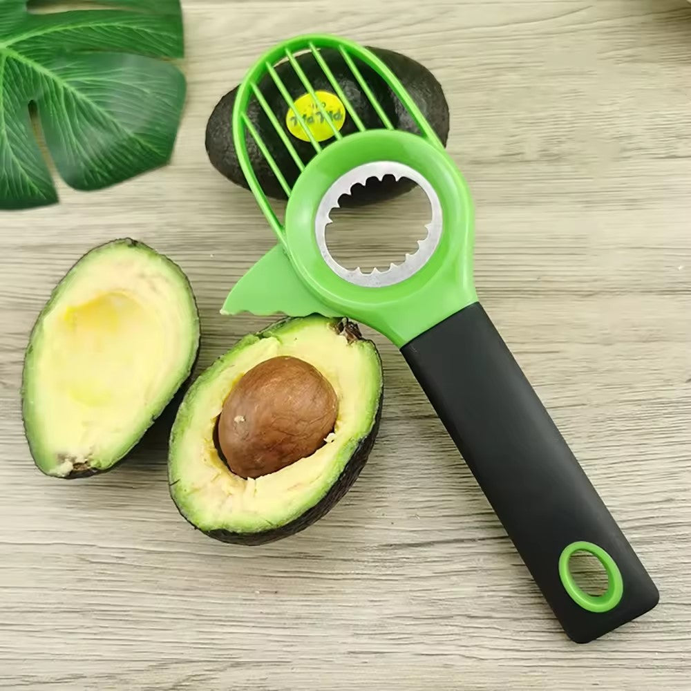 couper un avocat avec decoupe legume