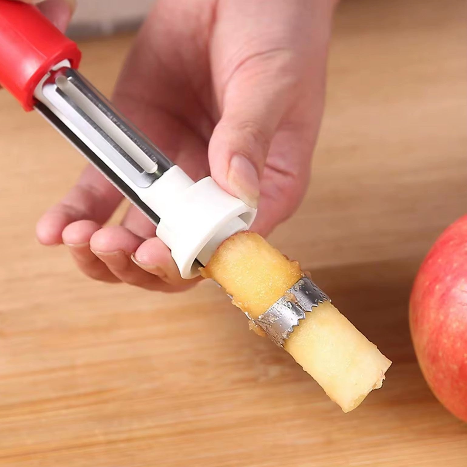 un eplucheur pomme de bonne qualité 