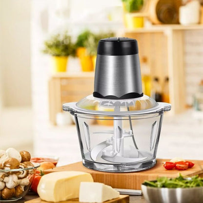 une viande hachée avec un hachoir electrique 