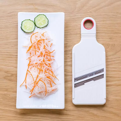 faire des carottes râpées avec une mandoline cuisine 