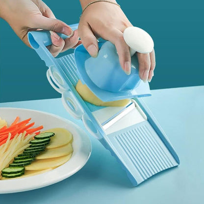 trancher des légumes avec une mandoline cuisine