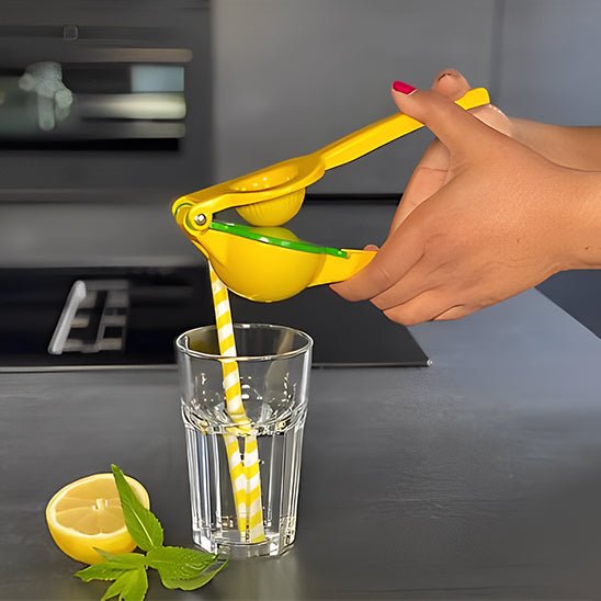 Presse agrume manuel | Zesteo™ - Shopchicuisine