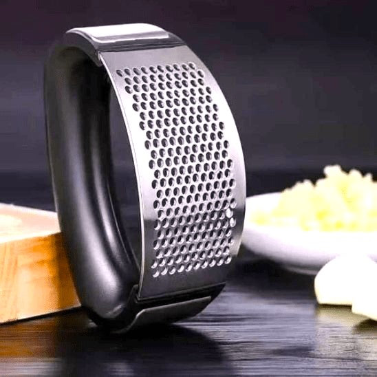 un bon presse ail en inox