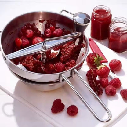 confiture maison avec un presse pureé