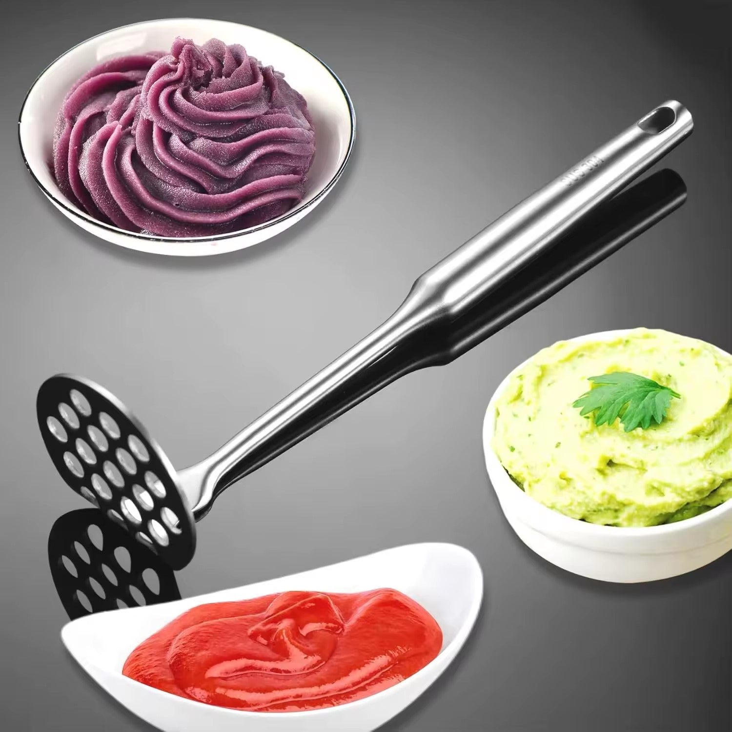faire une purée avec un presse puree manuel en inox 