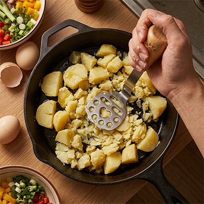 Presse purée manuel en inox pour écraser les pommes de terre 